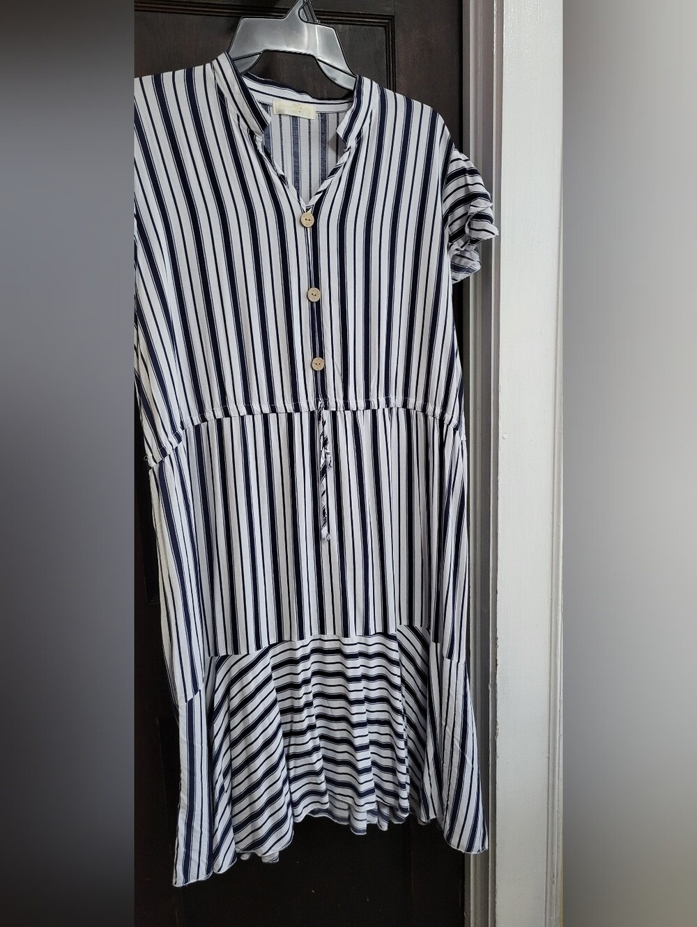 Striped Short-Sleeve Midi Dress in Navy and White 3x